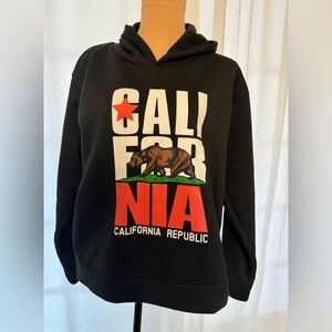 New California Bear Hoodie Sweater. Size S. Unisex.